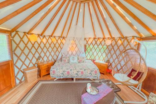 Fairfield Other | Farm Stay Yurt - 7 min St Albans