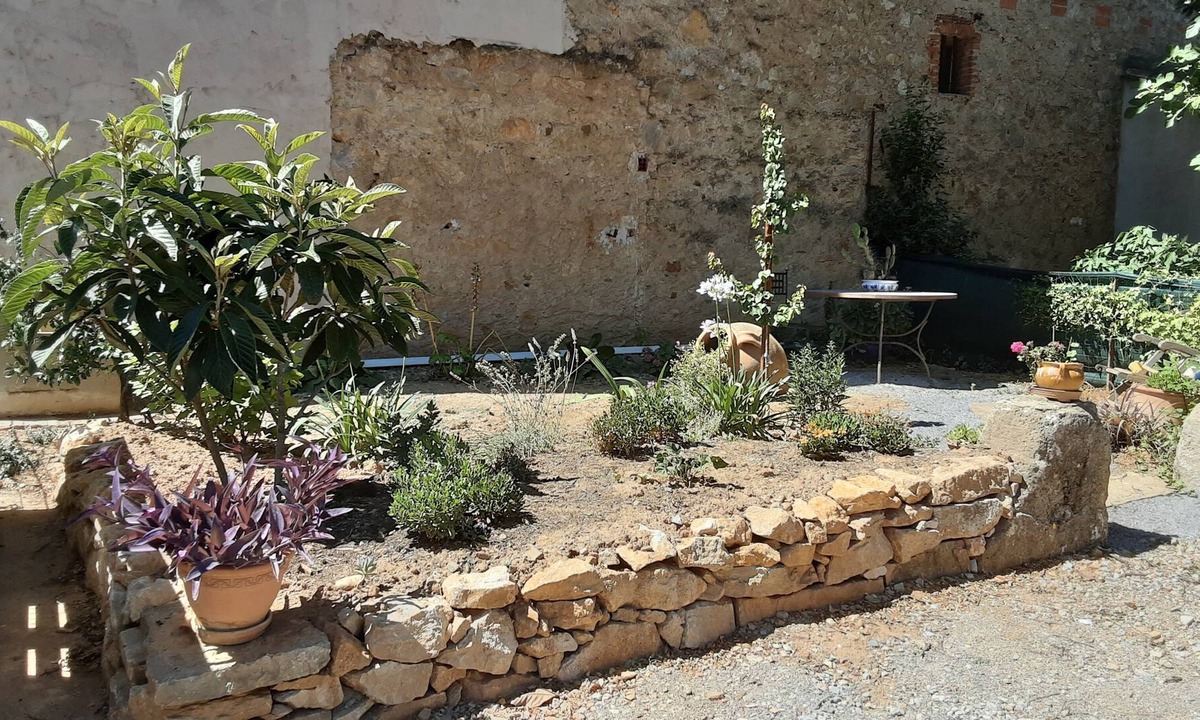 Cessenon-sur-Orb Apartment | Farmhouse 150 m2