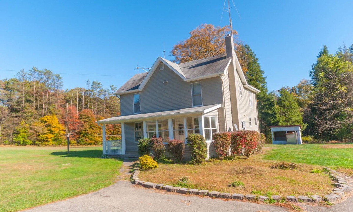 Farmington Other | Farmhouse at Fernstone - Family Retreat for All Seasons