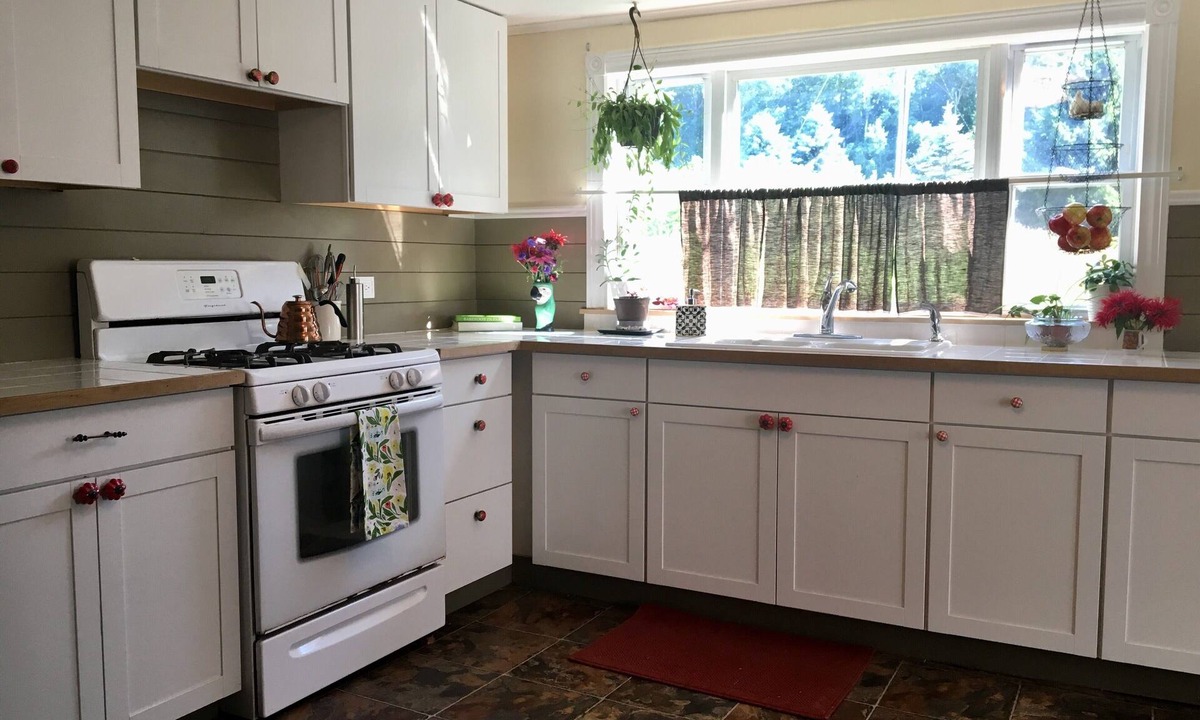 Newfield House | Farmhouse Gem with Gardens, Waterfalls and Orchards
