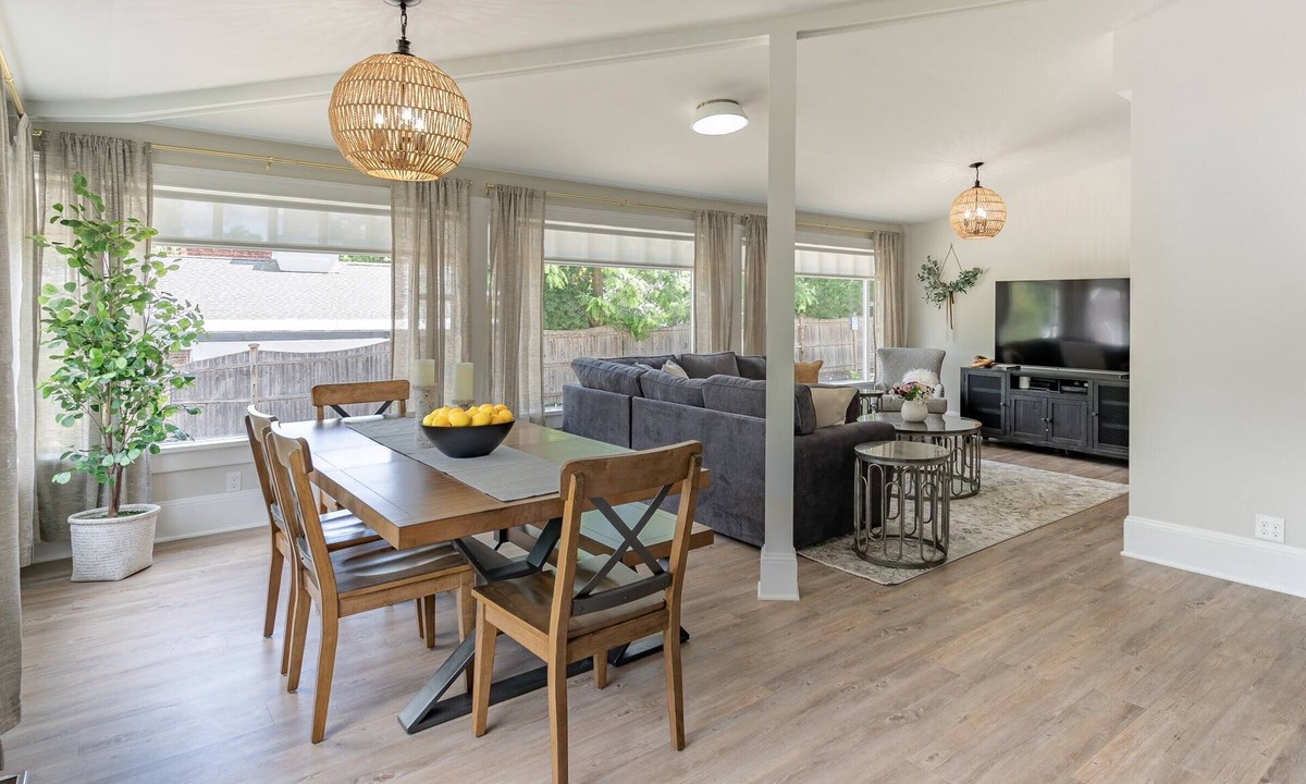 Lenox Apartment | Farmhouse-Loft -48 Main Street, Lenox, MA