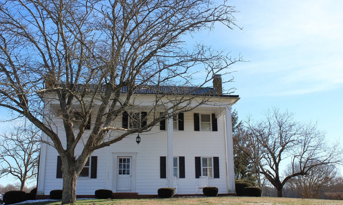 Snow Hill House | Farmhouse Retreat