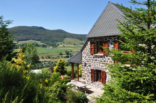 Le Claux House | Farmhouse with mountain view