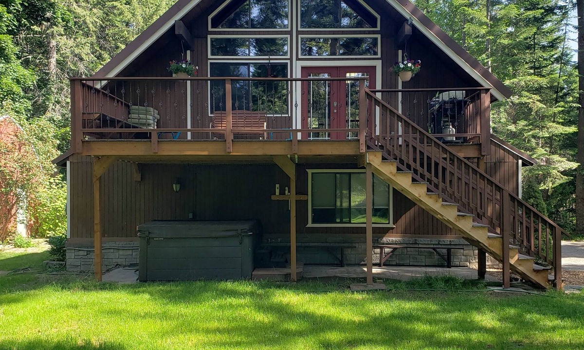 Bayview Ski Chalet | Farragut Village Chalet