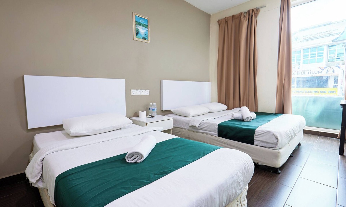 Batu Caves Hotel | Fast Hotel Sri Gombak