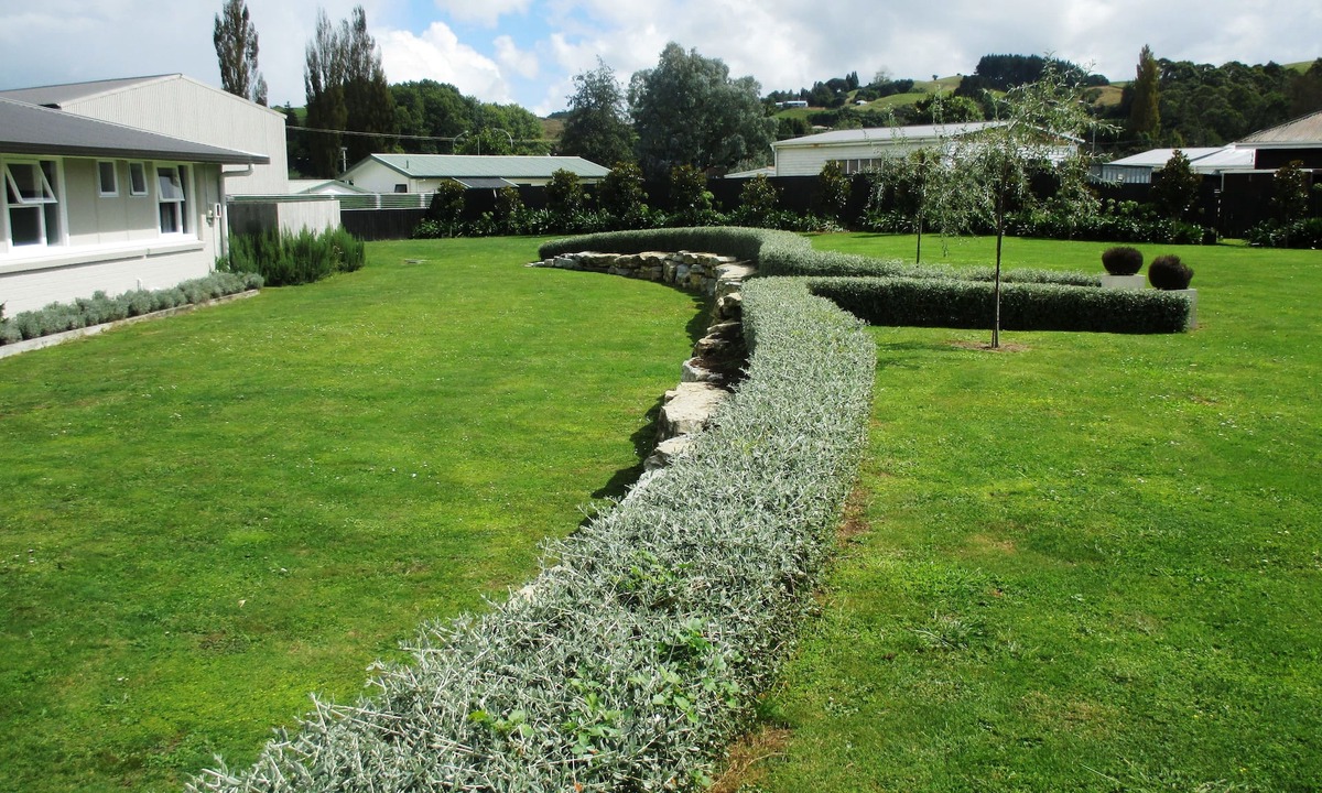 Piopio Hotel | Fat Owl Motel, Bar & Eatery