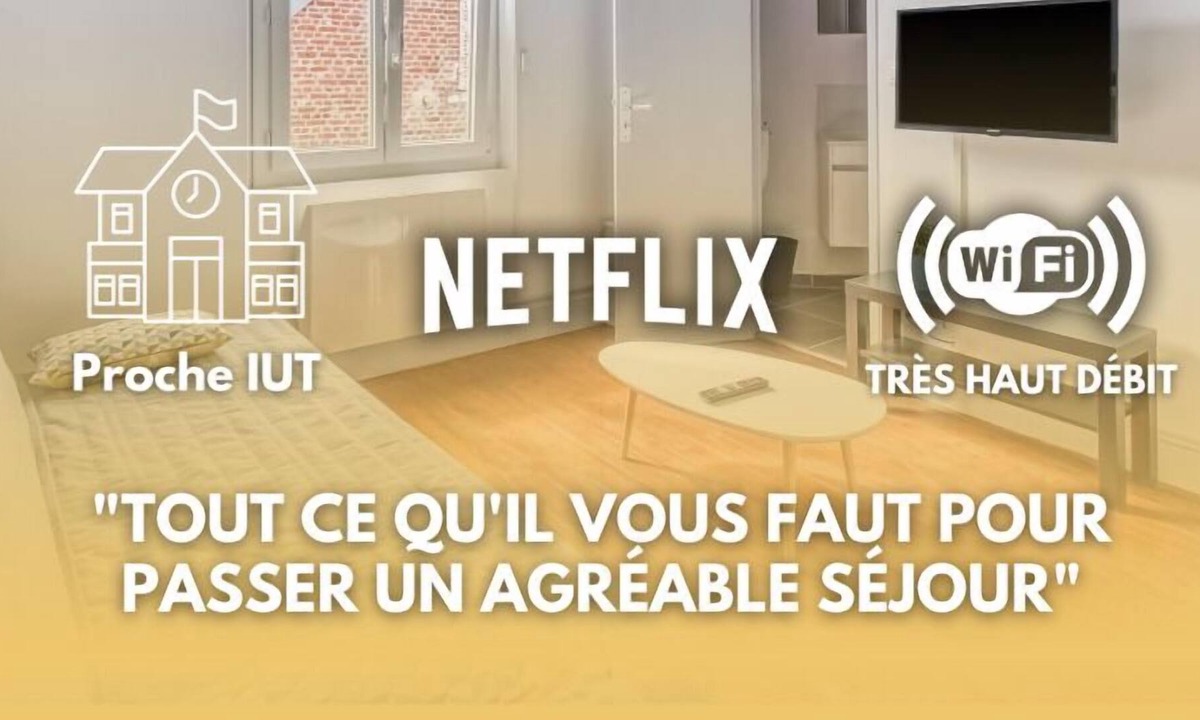 Saint-Quentin Apartment | Faubourg d'Isle 3 Cozy Studio near IUT station