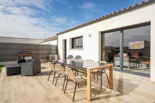 Saint-Vincent-sur-Jard House | Fauvette des sables - Jolie maison 3 chambres proche de la mer