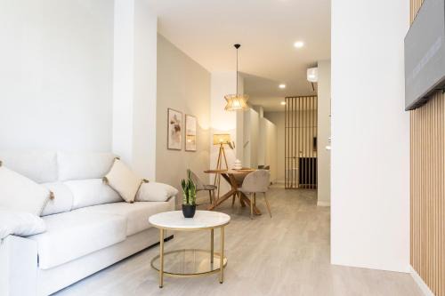 Patraix Apartment | Favara Suites A by Concept Flats