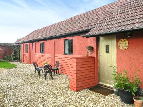 Cullompton House | Fawns Cottage