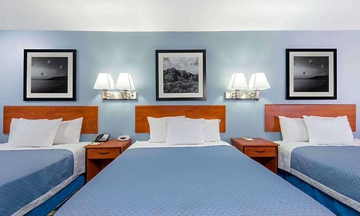 East Las Vegas Apartment | Featuring a year round indoor pool and a hot tub .