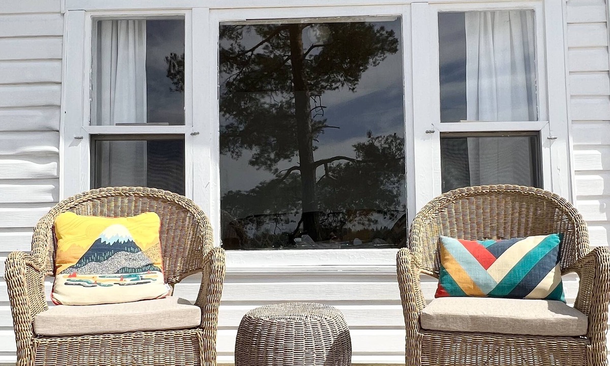 Omemee House | Fee's Landing Resort - Jack Pine Cottage- 2BDRM