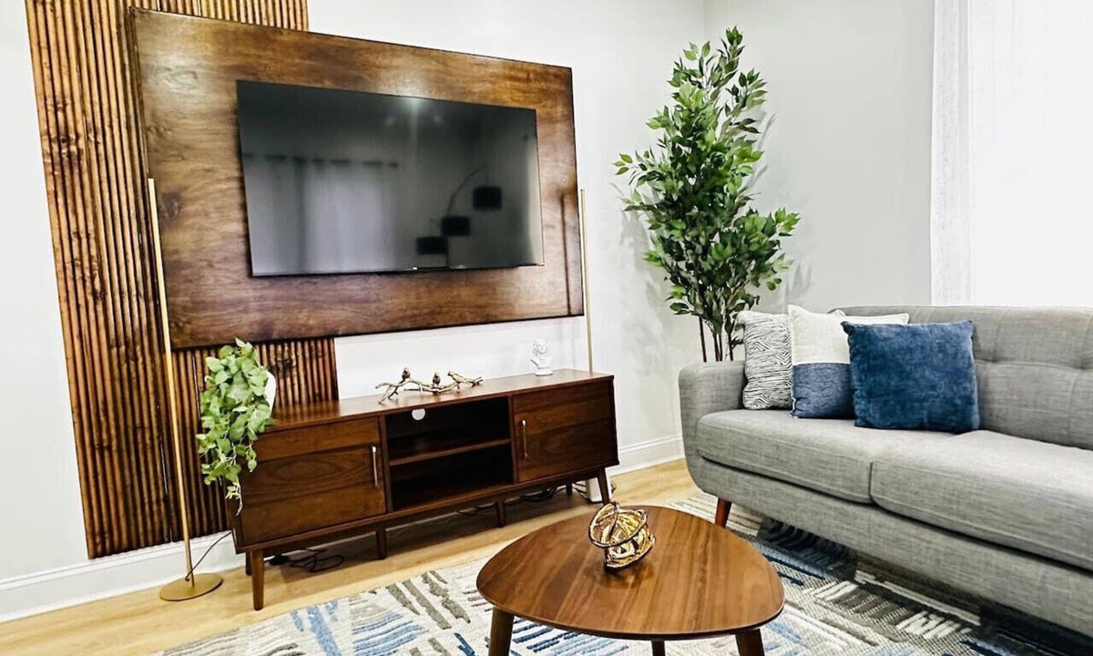 Fitchburg Apartment | Feels Like Home - BBQ, Yard, Fire Pit