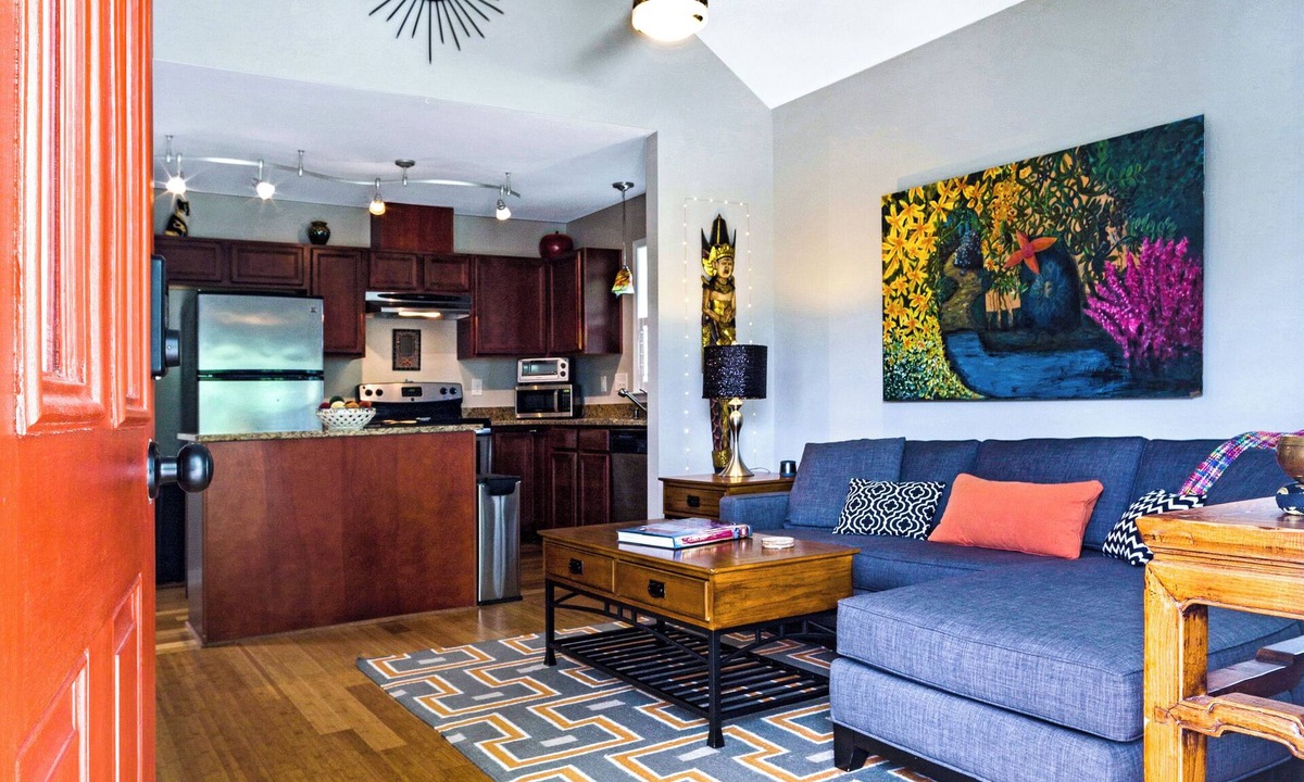 Downtown House | Feels Like Home - Close to Downtown!