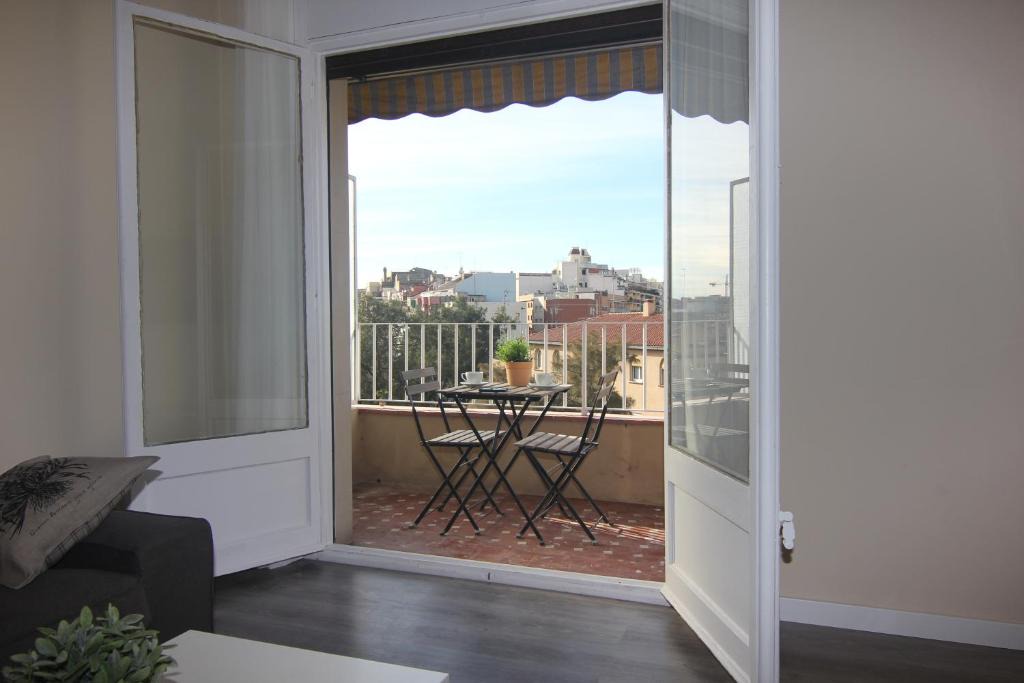 Navas Apartment | FELIP - Spacious and quiet apartments & one with Terrace