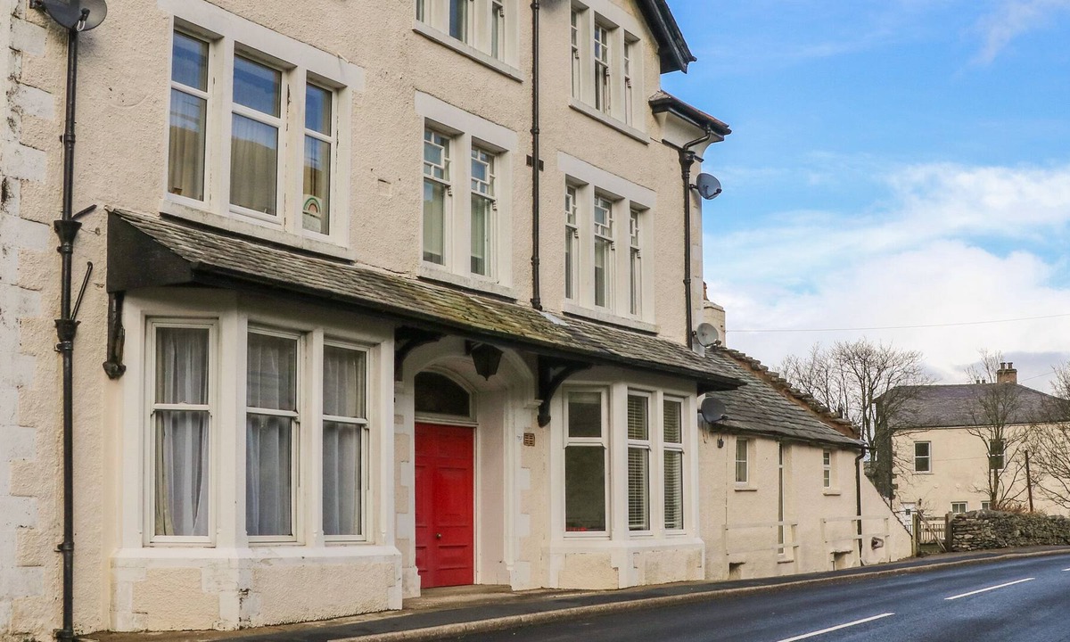 Bretherdale Apartment | FELLSIDE VIEW, pet friendly in Tebay