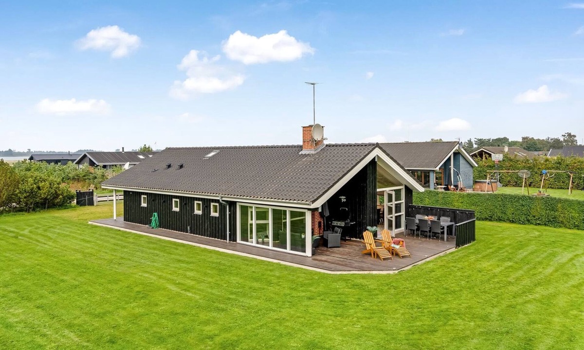 Egense House | "Femke" - 250m to the fjord by Interhome