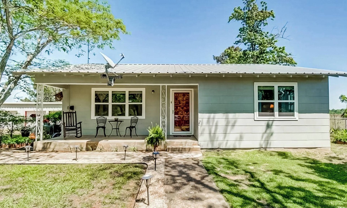 Smithville House | Fenced Yard! Peaceful Retreat in Smithville