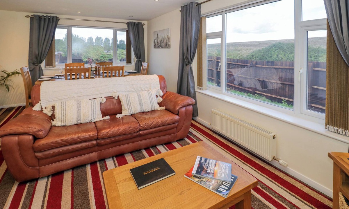 Southam Cottage | Fenny Marina Cottage