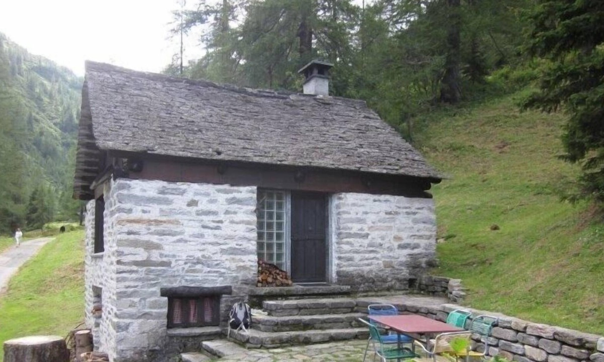 Bosco Gurin House | Ferienhaus für 4 Gäste mit 50m² in Bosco Gurin