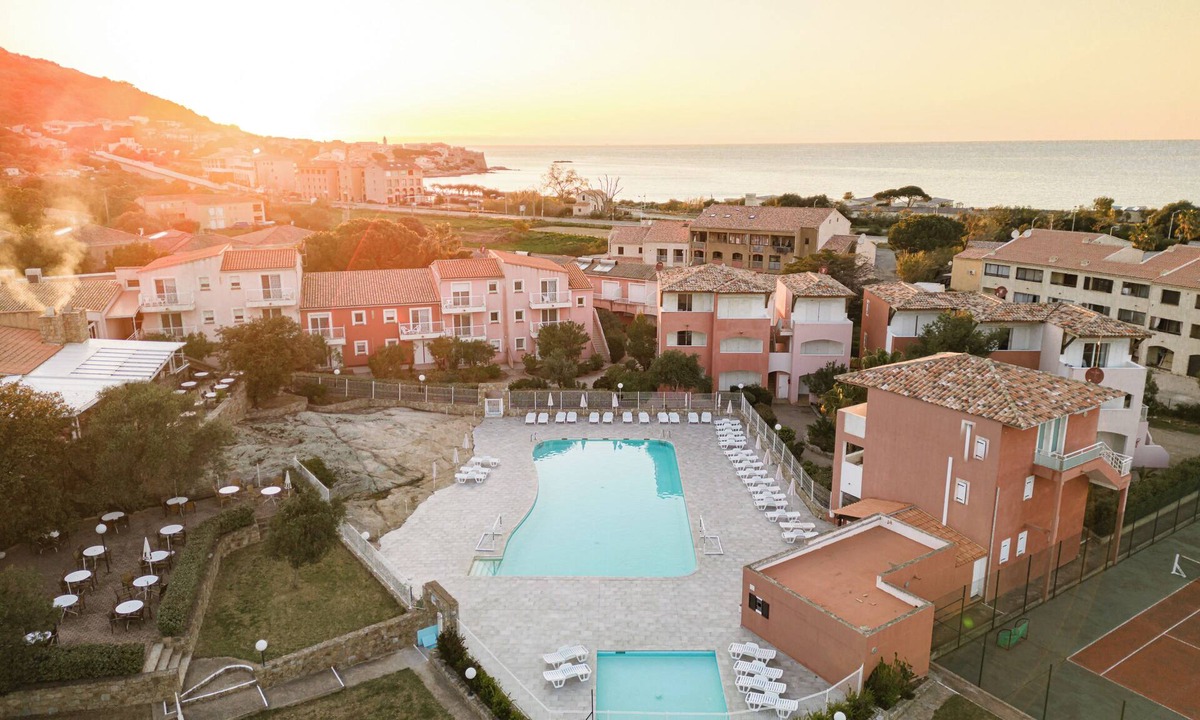 Aregno Hotel | Ferienhotel Maristella