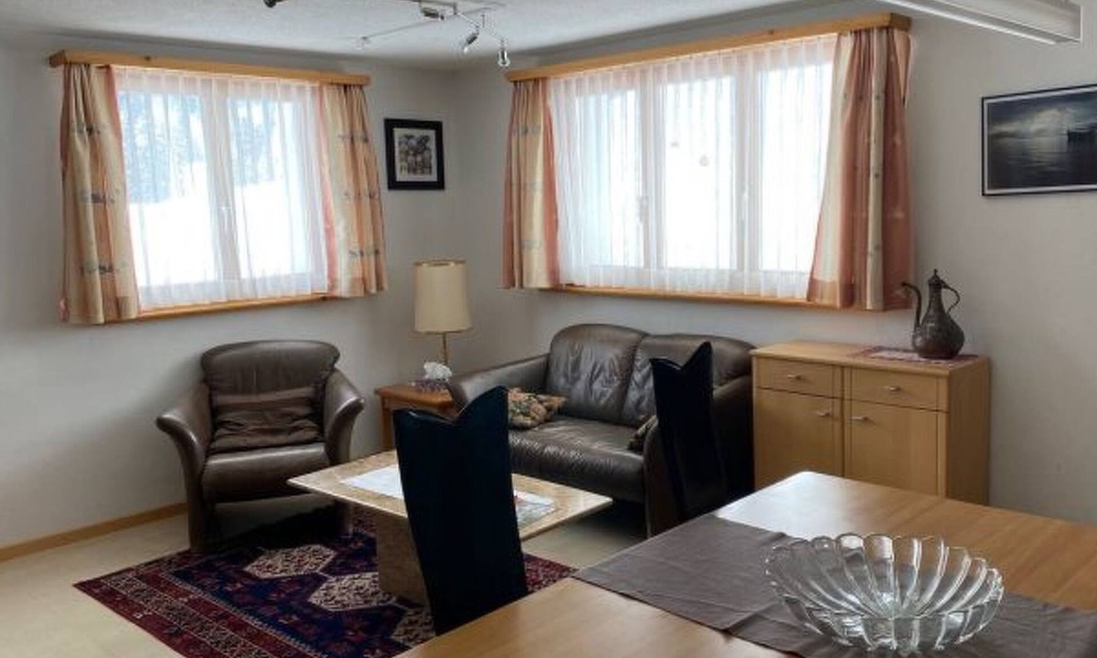 Valbella Apartment | Ferienunterkunft für 3 Personen Sartons-Lenzerheide by Interhome