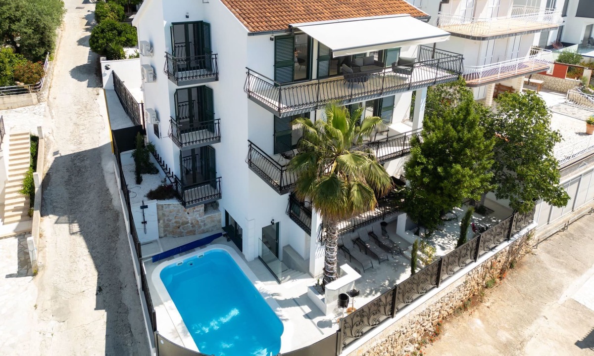 Businci House | Ferienvilla 'Villa Aea Del Mare by Interhome