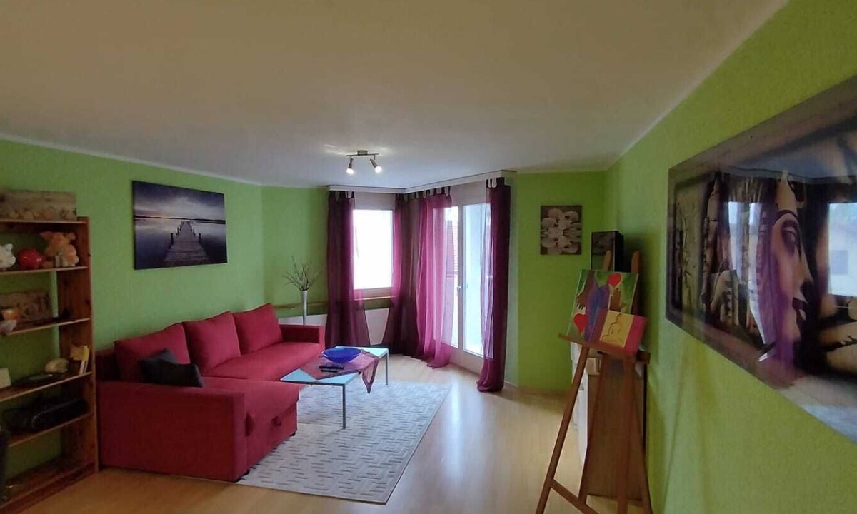 Neuhausen am Rheinfall Apartment | Ferienwohnung als Wohlfühloase mit Sonnigem Balkon 5 Min vom Rheinfall Entfernt