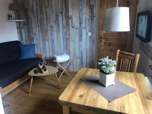 Basthorst Apartment | Ferienwohnung Basthorst