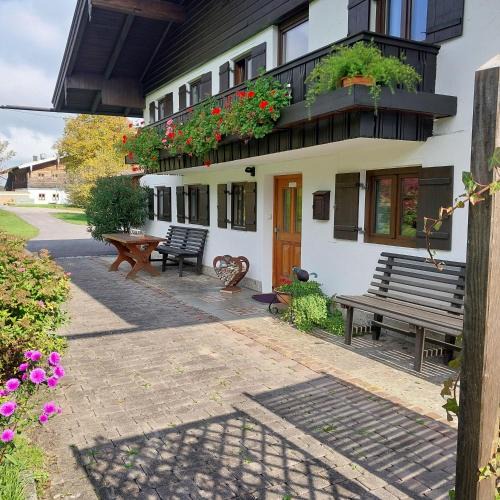 Flintsbach A. Inn Apartment | Ferienwohnung Beim Straßer