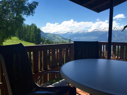 Buerchen Apartment | Ferienwohnung im Chalet Firn - OG