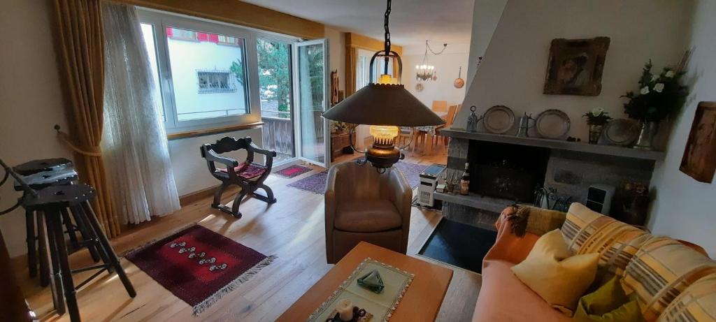 Klosters Dorf Apartment | Ferienwohnung nähe Madrisa
