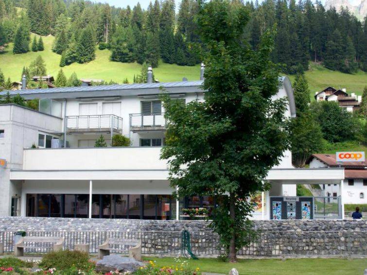 Churwalden Apartment | Ferienwohnung Saelens