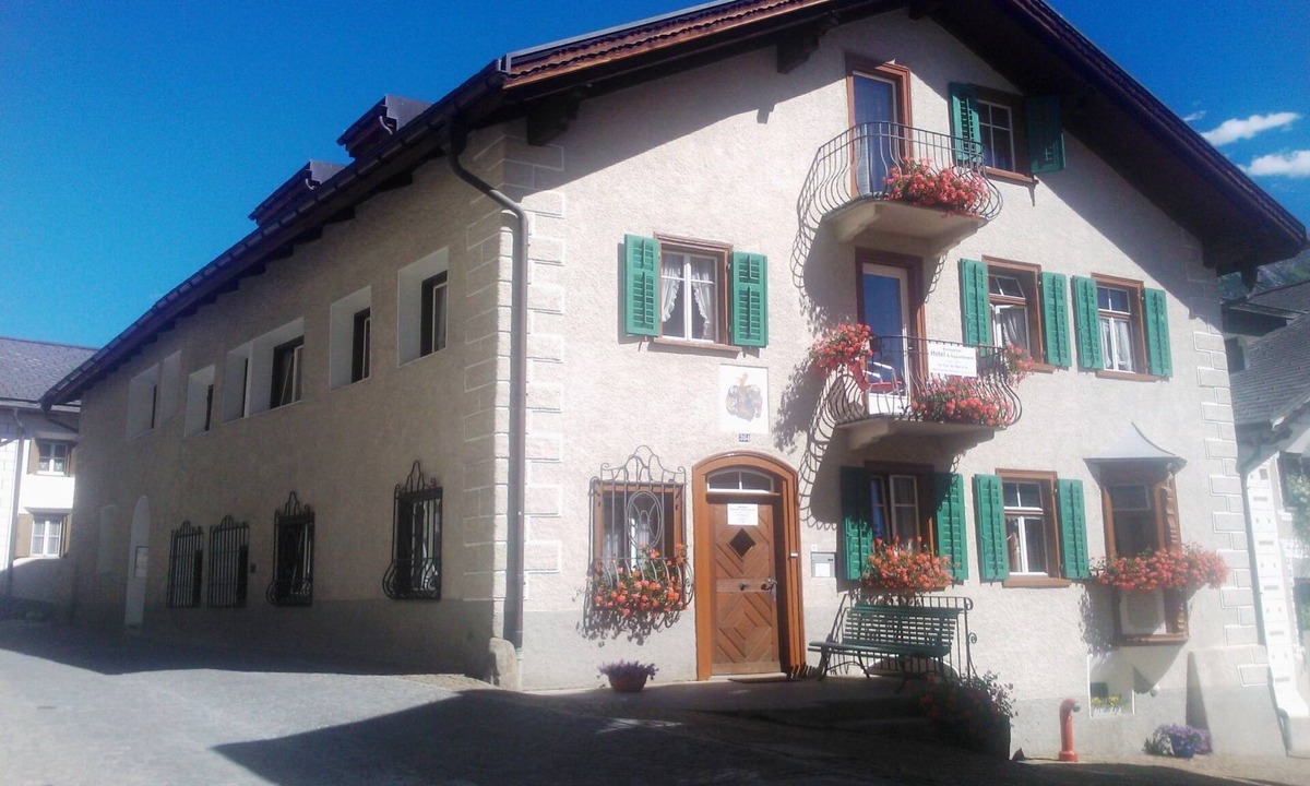 Engadin Scoul Apartment | Ferienwohnungen Chasa Valär, (Scuol). by Interhome