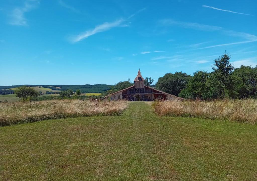 Lavit Bed & Breakfast | Ferme ahoco chambre d'hôtes résidence d'artistes
