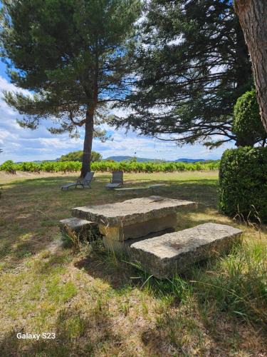 Puymeras Apartment | ferme bernicat gite ventoux
