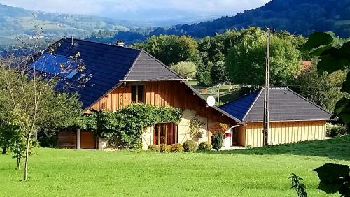 Montcel House | Ferme de la Cochette