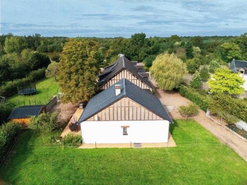 La Ferte-Saint-Cyr Bed & Breakfast | Ferme de Marpalu