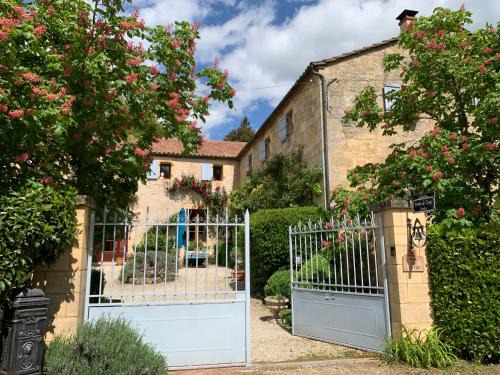 Les Eyzies House | Ferme de Tayac - Charme avec Pool