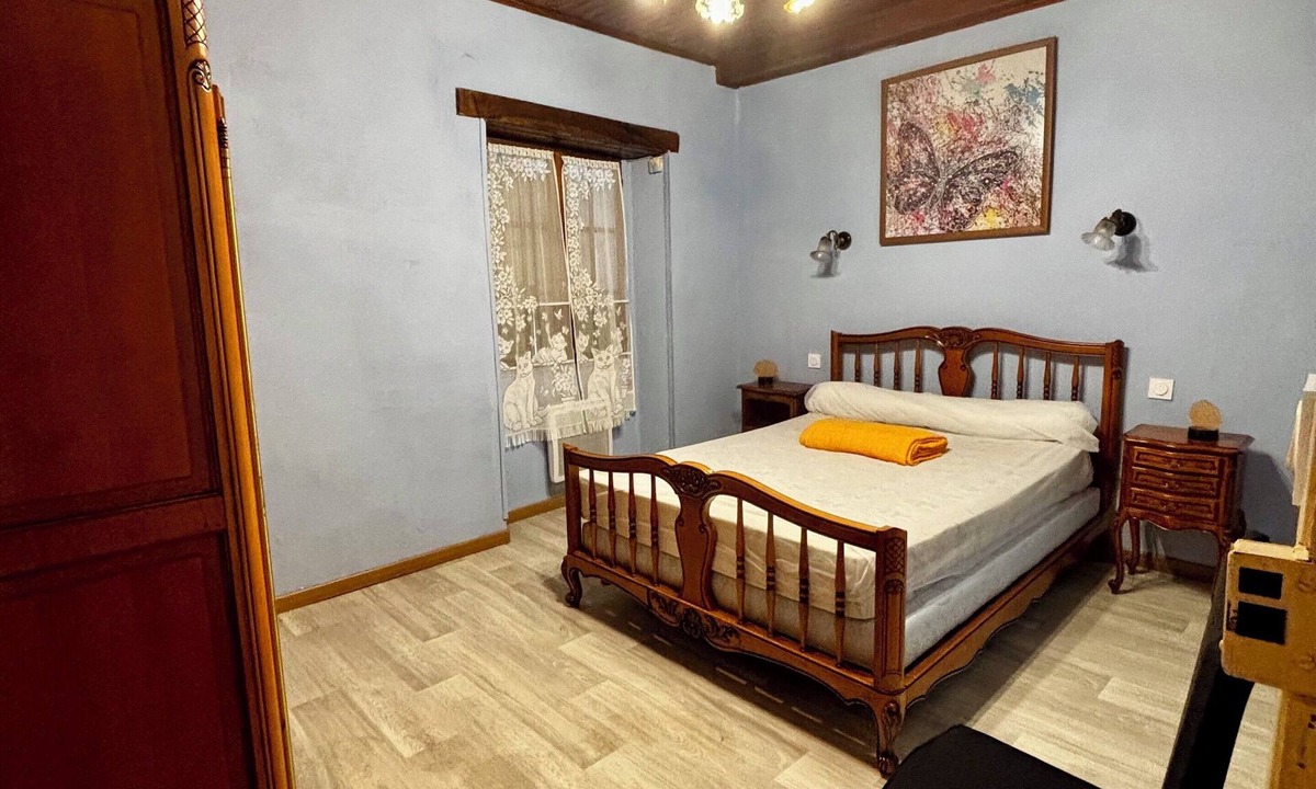 Saint-Savin House | Ferme et so de may