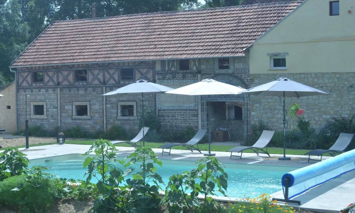 Concores House | Ferme Rénovée Avec Piscine