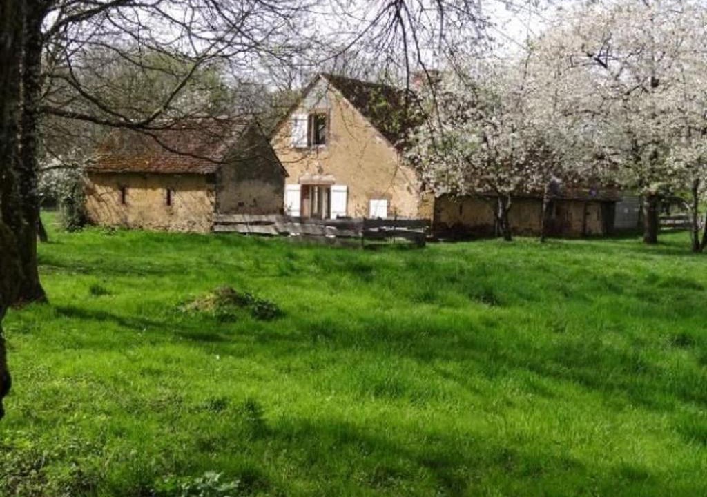 La Bazoge House | Ferme rénovée avec verger, 7 km du Mans, cheminée, 4 chambres, draps inclus, calme assuré - FR-1-410-251