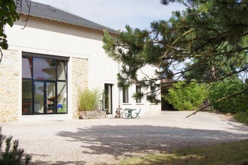 Remilly House | Ferme Sainte Marie