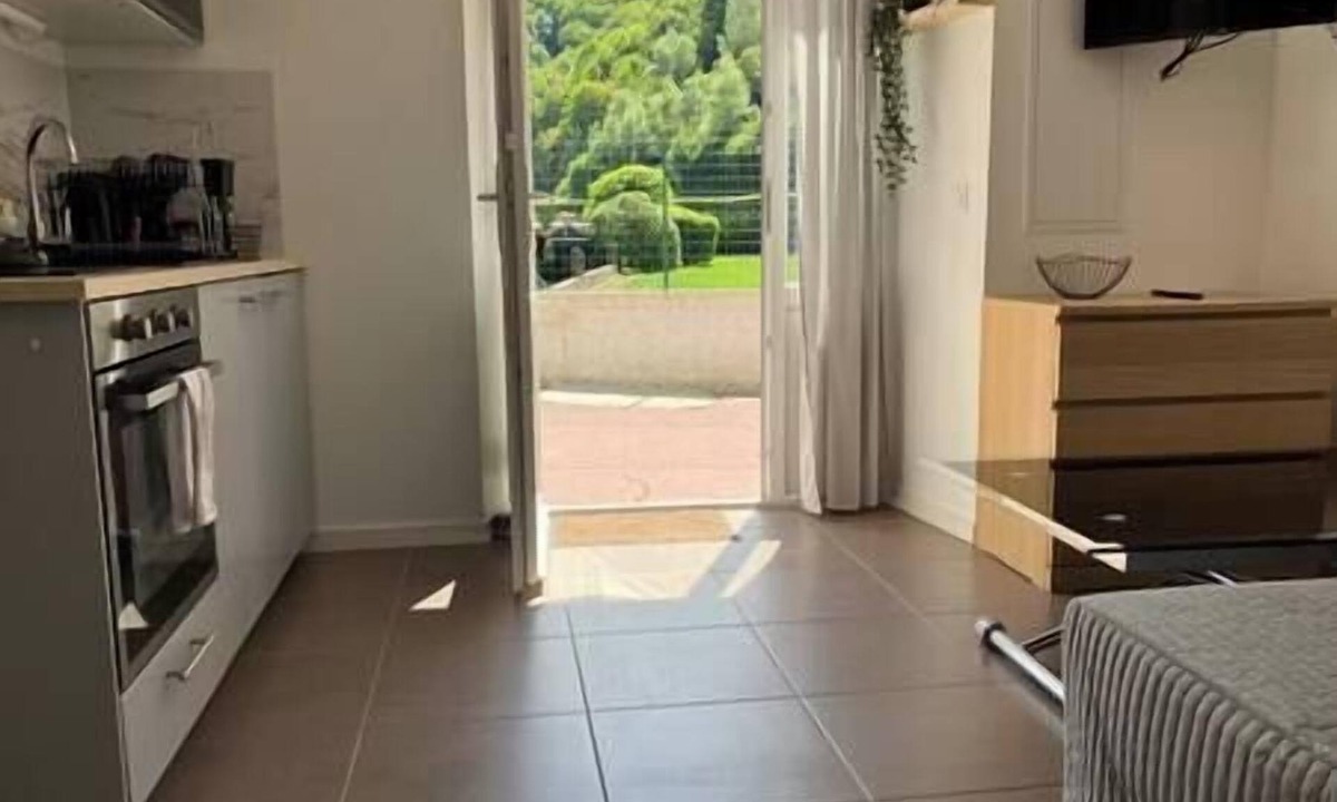 Saint-Martin-d'Uriage Apartment | Fermier - Cosy 2 Pièces et Terrasse