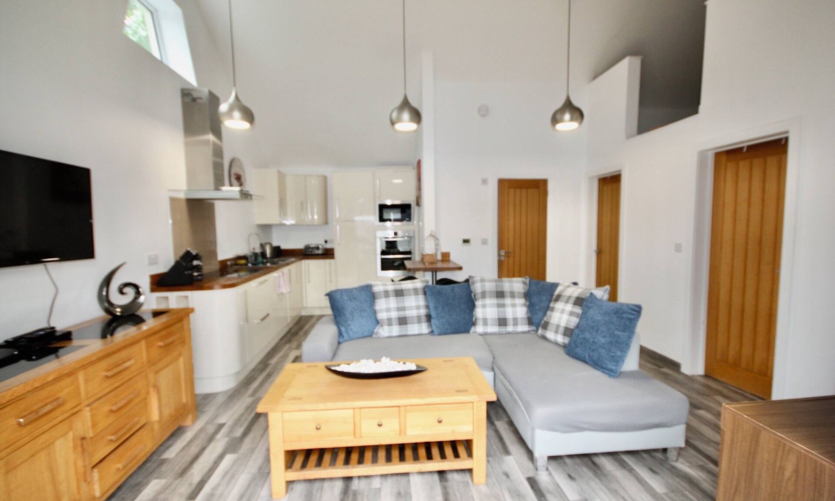 Ferndown House | Ferndown Holiday Let