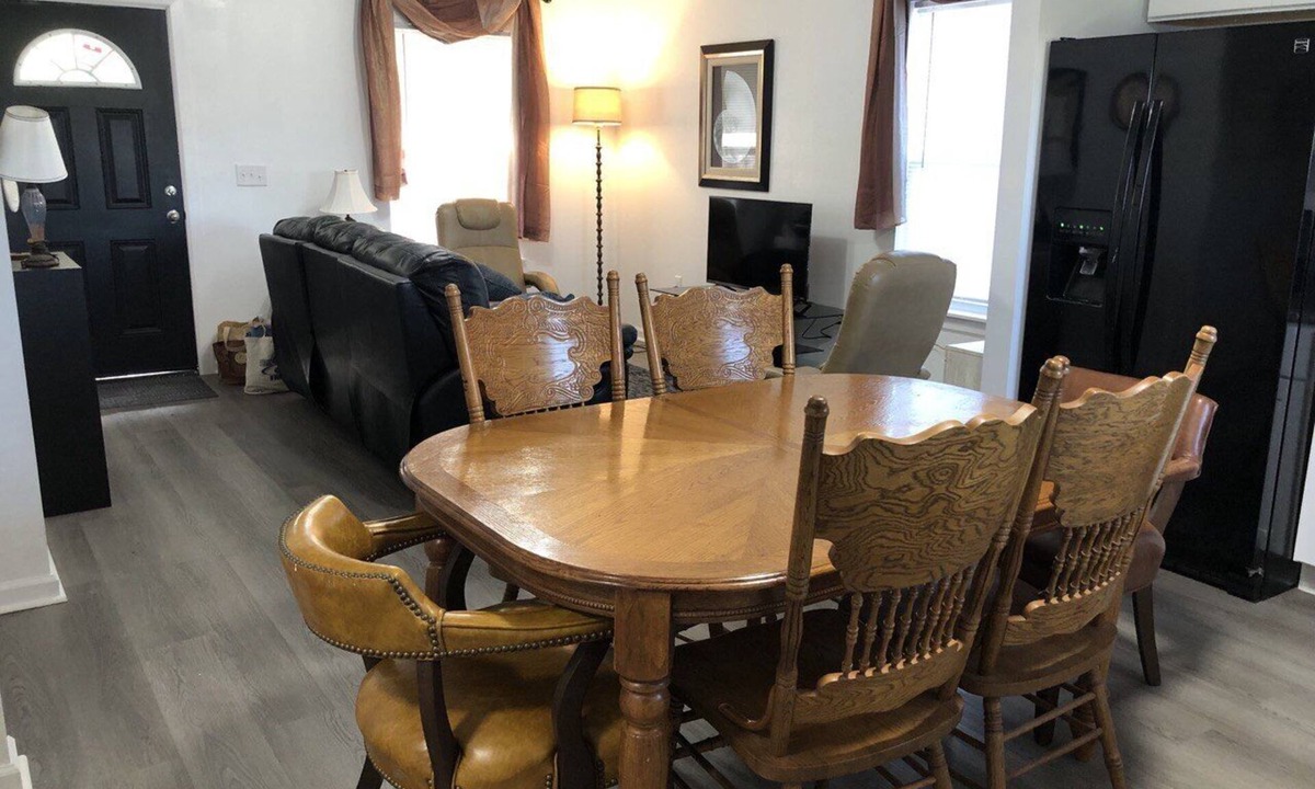 Atmore House | Fern’s Country Haven