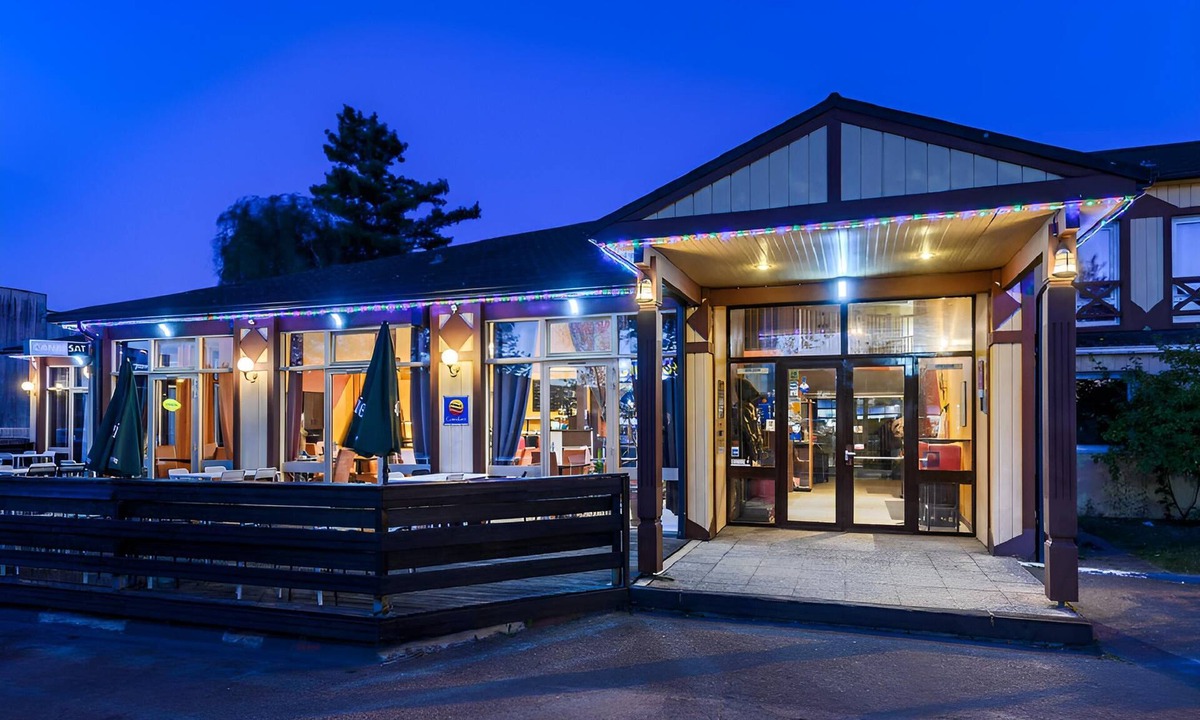 Sud Loire Hotel | FH CONFORT ARENA