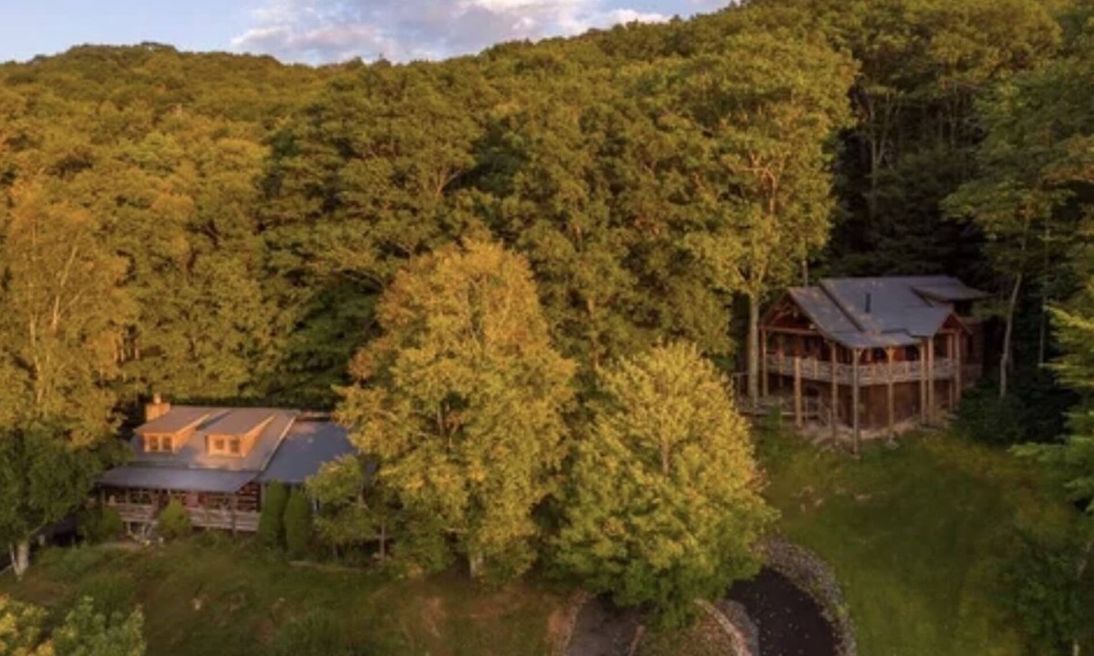 Banner Elk Cabin | Fiddlehead Banner Elk-minutes from Beech & Sugar skiing!