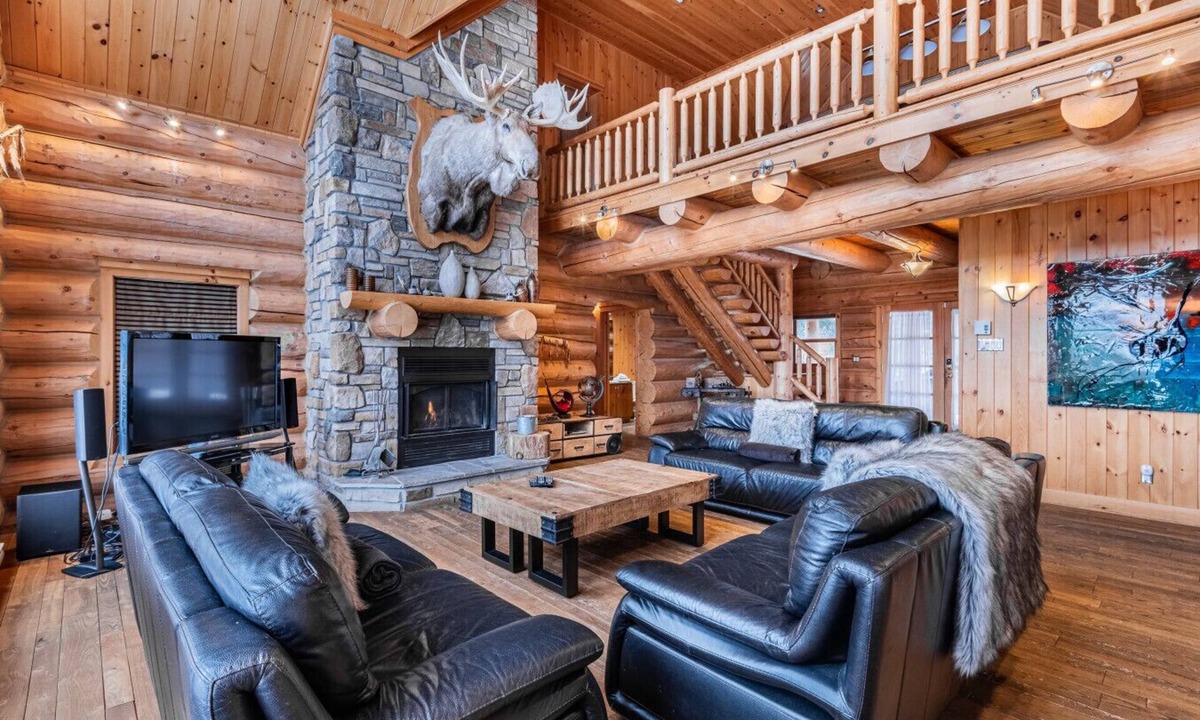 Fiddler Lake Resort Ski Chalet | Fiddler Lake Resort - Moose 93