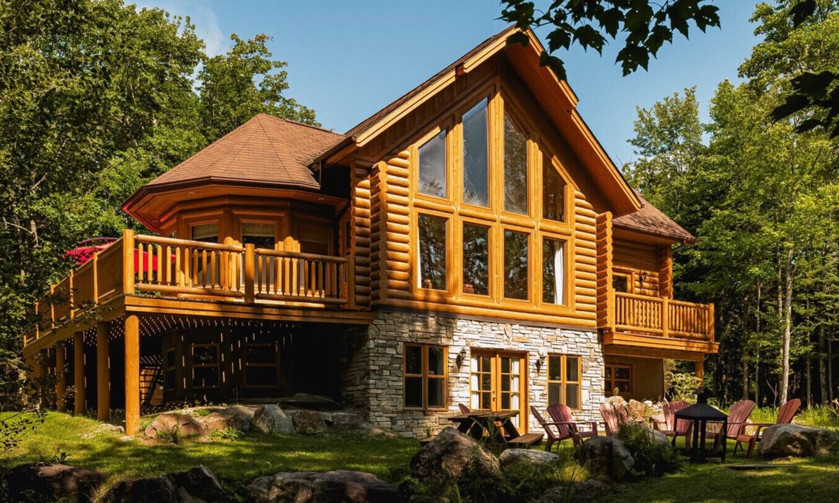 Fiddler Lake Resort Ski Chalet | Fiddler Lake Resort - Deer 76